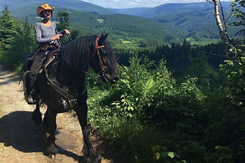 Putovanie na koni s prežitím v prírode
